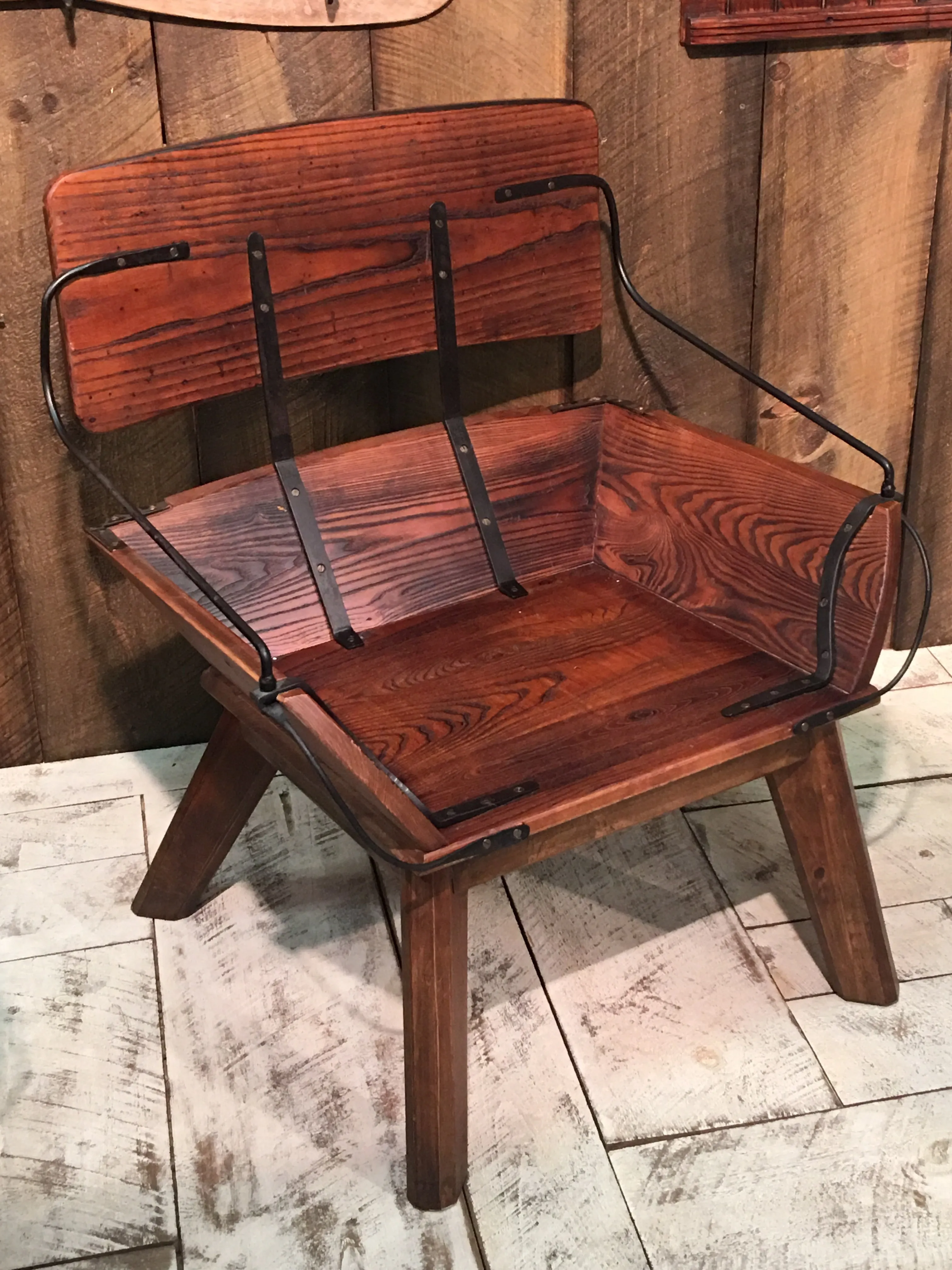 Buckboard - Single Chair
