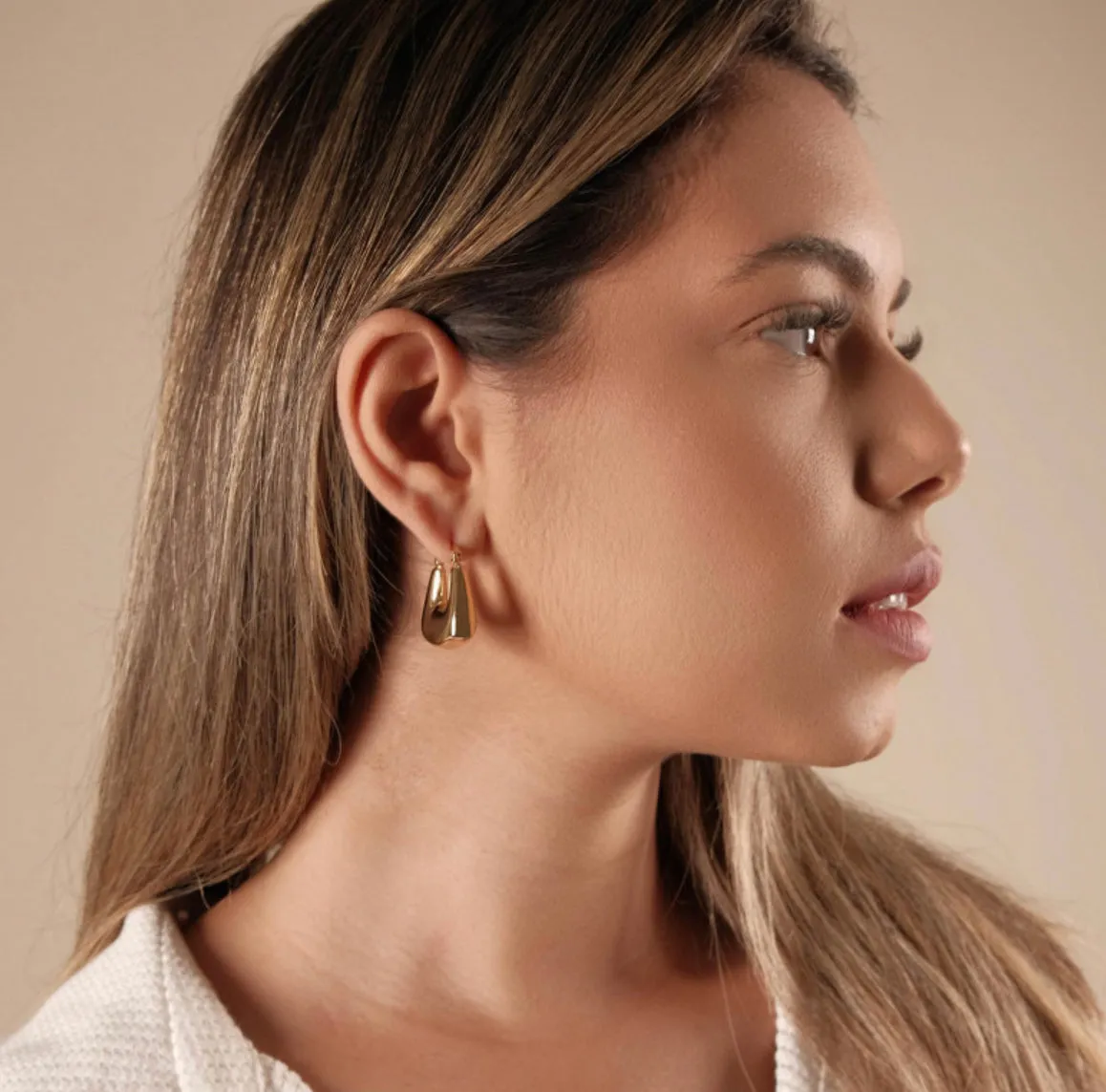 EARRING HOOP SQUARE MODERN