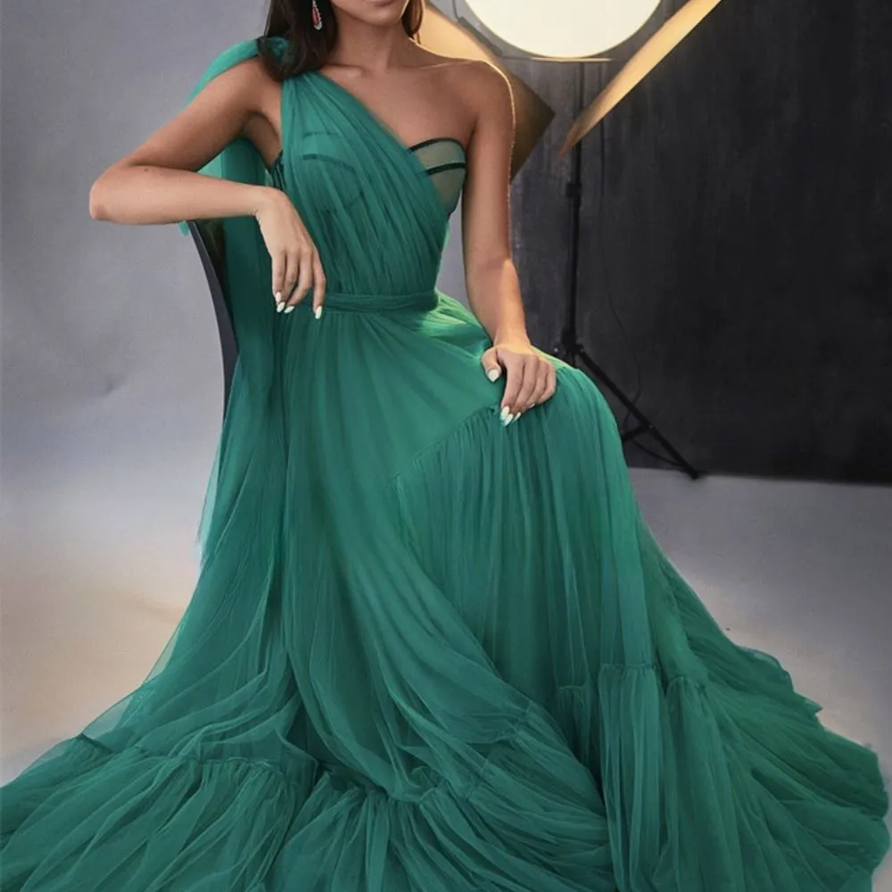 Modern A-Line One-Shoulder Prom Dress
