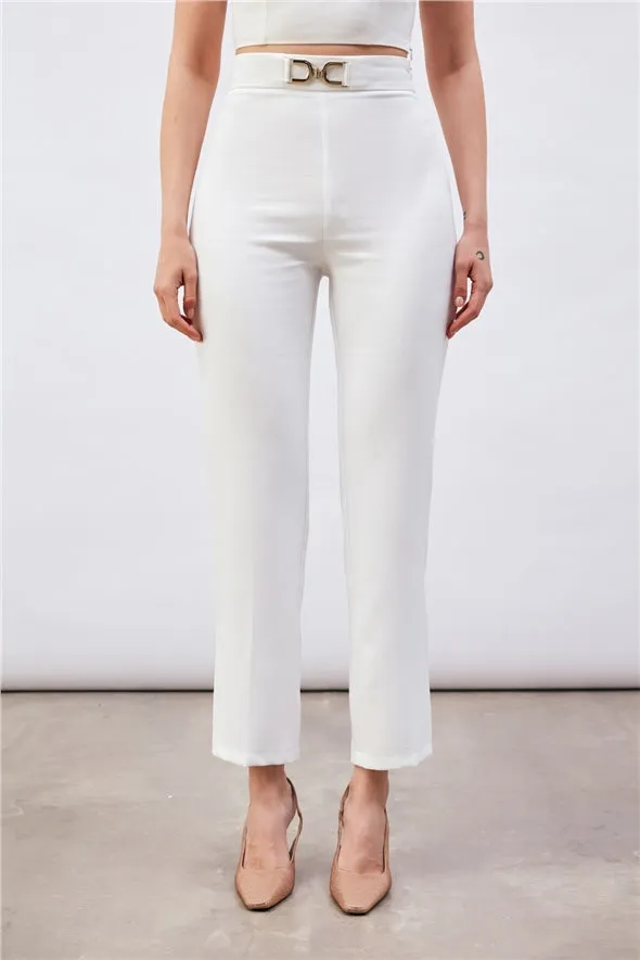 Shoulder Accessory Crop Top - White