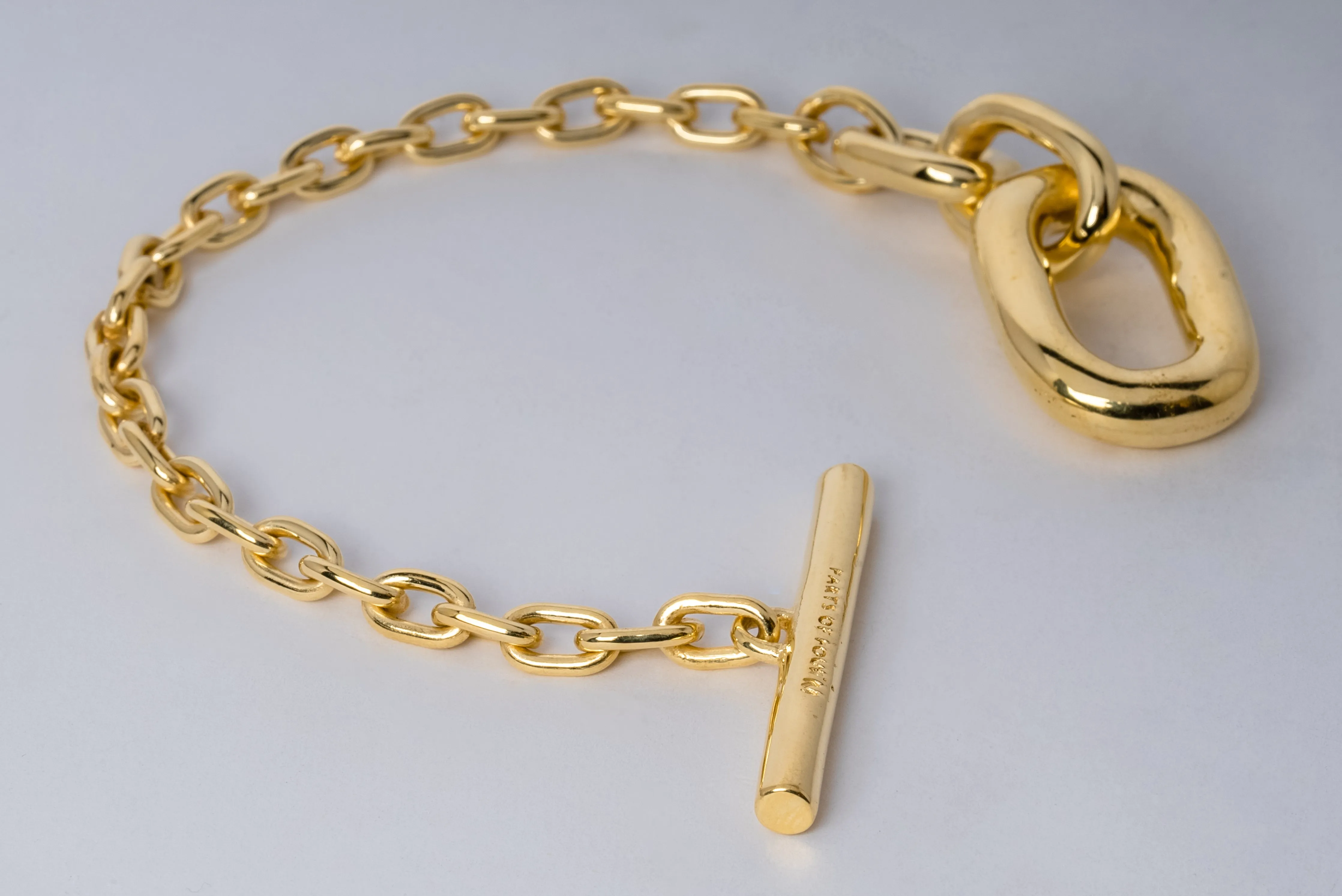 Single Link Toggle Bracelet (YG)